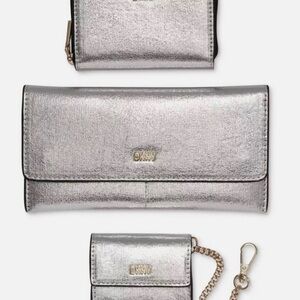 DKNY
Lumen 3 Piece Wallet Set in Gift Box